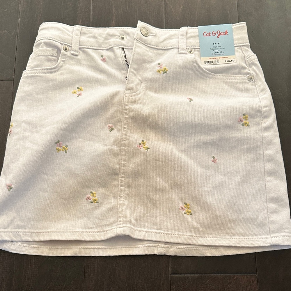 Cat & Jack Cream Floral Mini Skirt